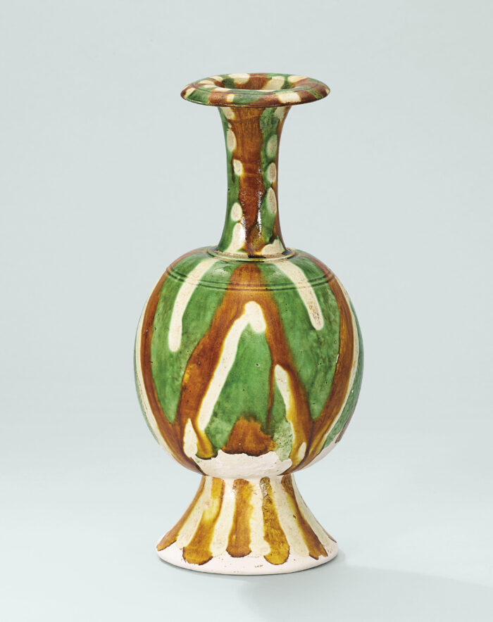2016 HGK 12557 0006 000a sancai glazed vase tang dynasty062236