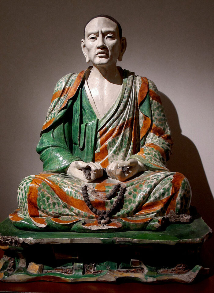 800px Flickr dalbera Statue de lArhat Tamrabhadra musee Guimet 1